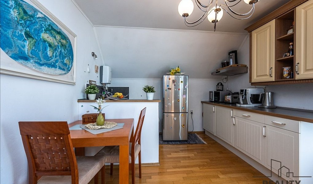 Prodej domu 182 m² s pozemkem 374 m², Praha – náhled fotky 17