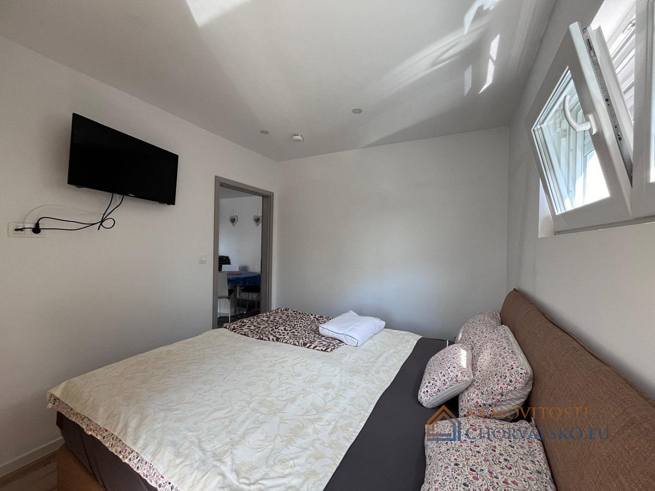 Prodej domu 150 m² s pozemkem 150 m² - Widok 6