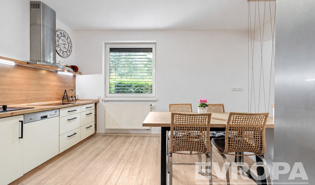 Prodej domu 104 m² s pozemkem 174 m², Jihlava – náhled fotky 9
