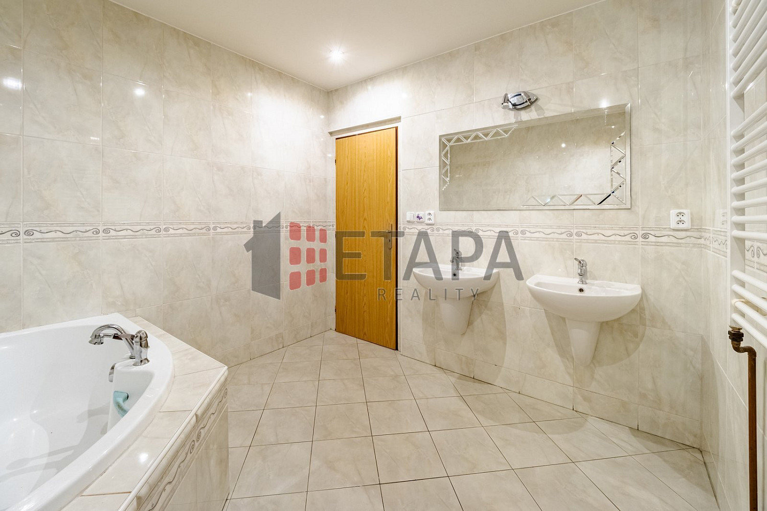 Prodej domu 432 m² s pozemkem 317 m² – fotografie 4