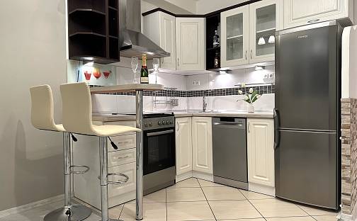 Pronájem bytu 2+kk 42 m², Pasířská, Jablonec nad Nisou