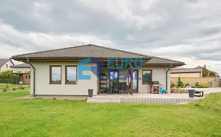 Prodej domu 125 m² s pozemkem 880 m², Bavoryně - Na Lhotkách, okres Beroun