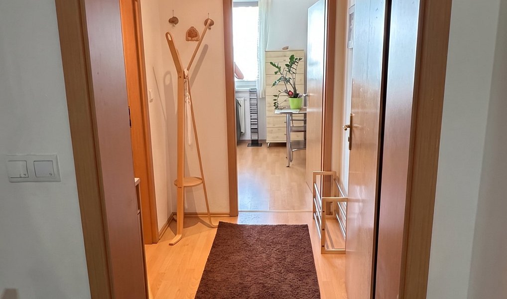 Prodej bytu 1+kk 27 m², Šestajovice – náhled fotky 5