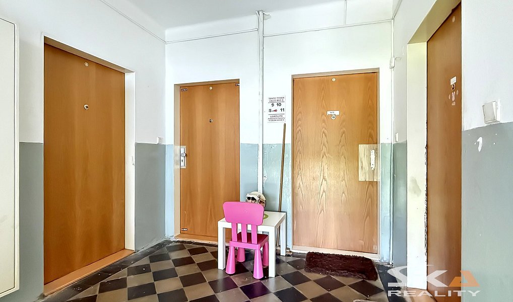Prodej bytu 1+kk 34 m², Louny – náhled fotky 17