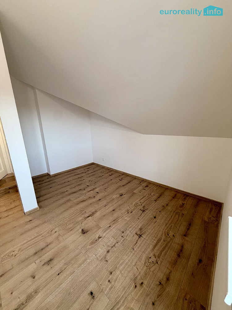 Prodej bytu 1+kk 32 m² – fotografie 4