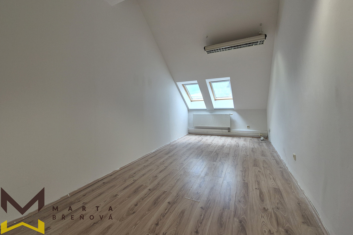 Pronájem kanceláře 18 m² – fotografie 3