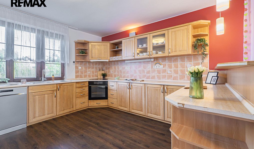 Prodej domu 200 m² s pozemkem 1 400 m², Rožmitál pod Třemšínem – náhled fotky 7