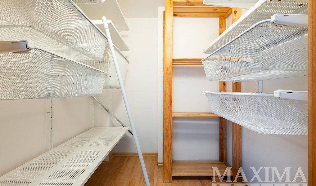 Prodej bytu 1+1 64 m², Praha – náhled fotky 12