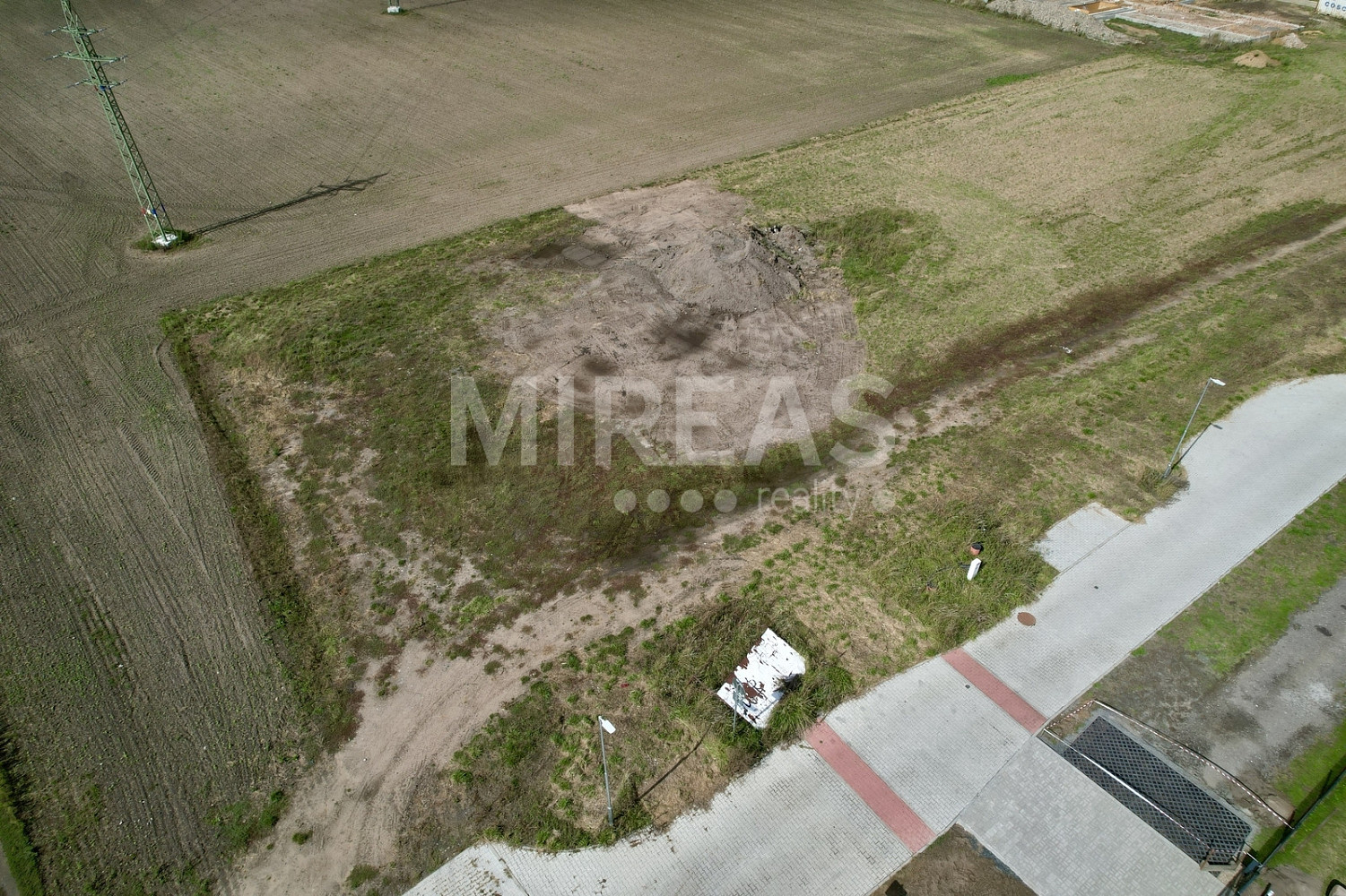 Prodej stavebního pozemku 991 m² — photo 4