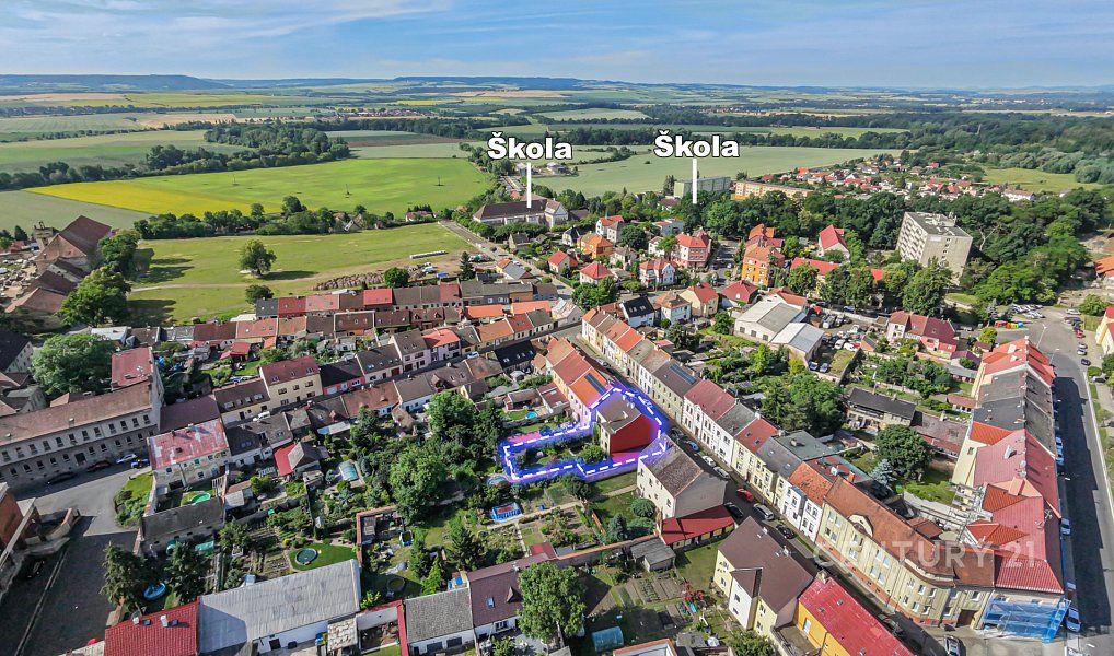Prodej domu 240 m² s pozemkem 489 m², Postoloprty – náhled fotky 2