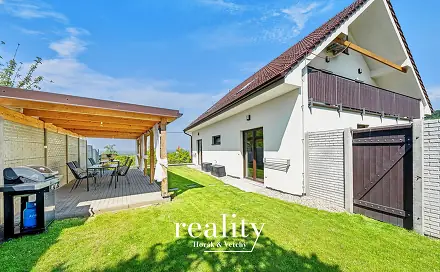 Prodej domu 205 m² s pozemkem 370 m², Perná, okres Břeclav