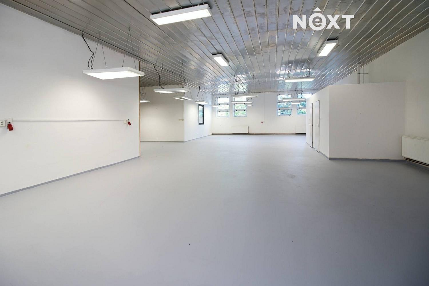 Pronájem skladovacích prostor 276 m² – fotografie 4