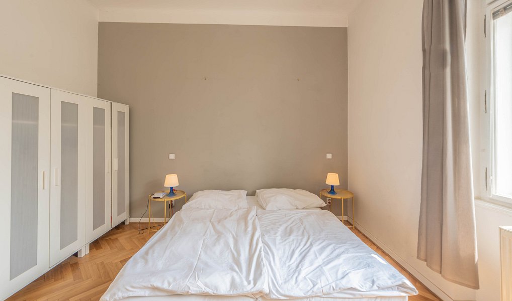 Pronájem bytu 1+1 38 m², Praha – náhled fotky 3