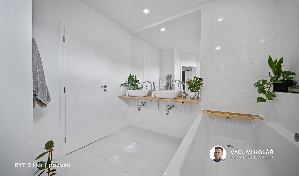 Prodej domu 338 m² s pozemkem 816 m², Horoušany – náhled fotky 14