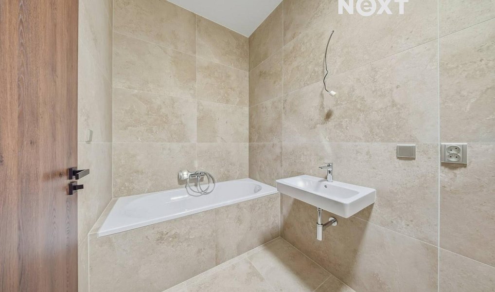 Prodej bytu 2+kk 80 m², Želešice – náhled fotky 17
