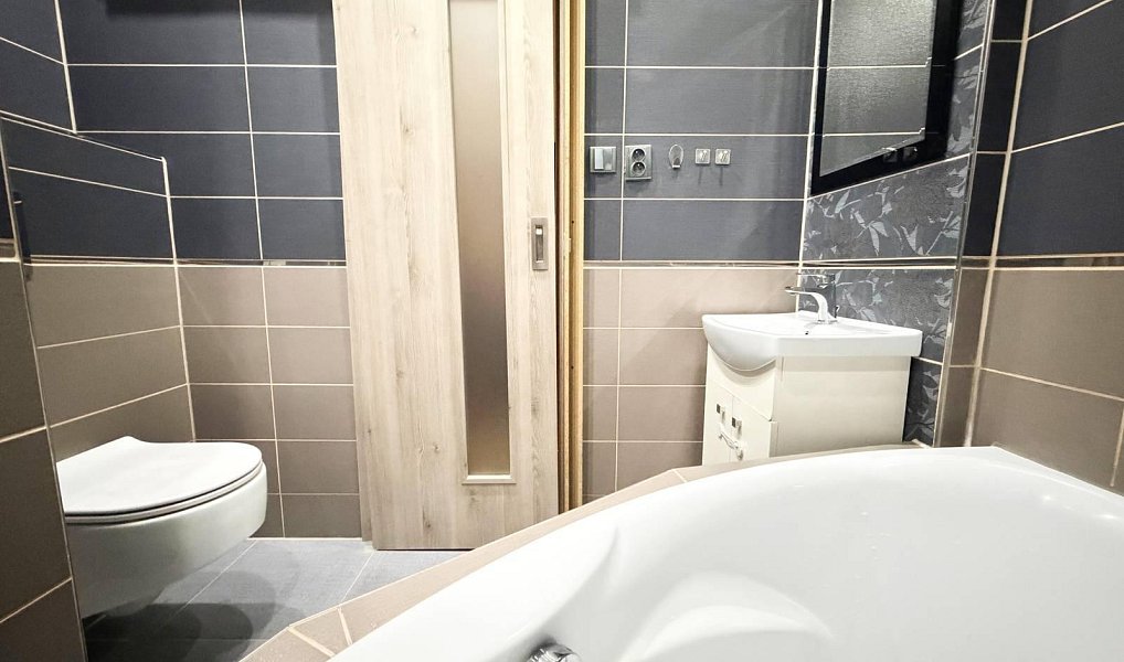 Prodej bytu 3+1 77 m², Klášterec nad Ohří – náhled fotky 9
