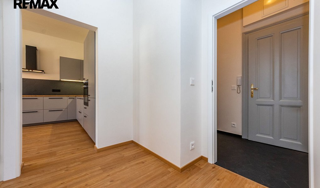 Pronájem bytu 2+kk 48 m², Praha – náhled fotky 7