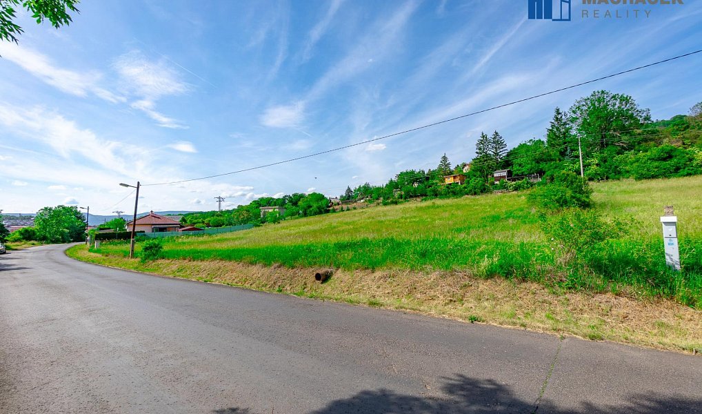 Prodej stavebního pozemku 3 430 m², Bystřany – náhled fotky 17