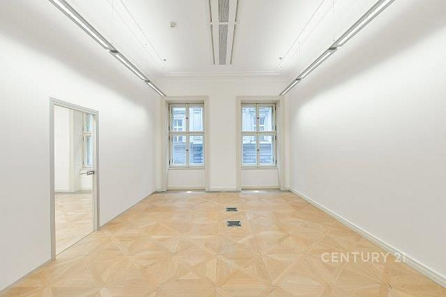 Pronájem kanceláře 2 009 m² – fotografie 5