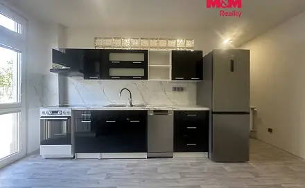 Pronájem bytu 2+kk 33 m², Chomutov