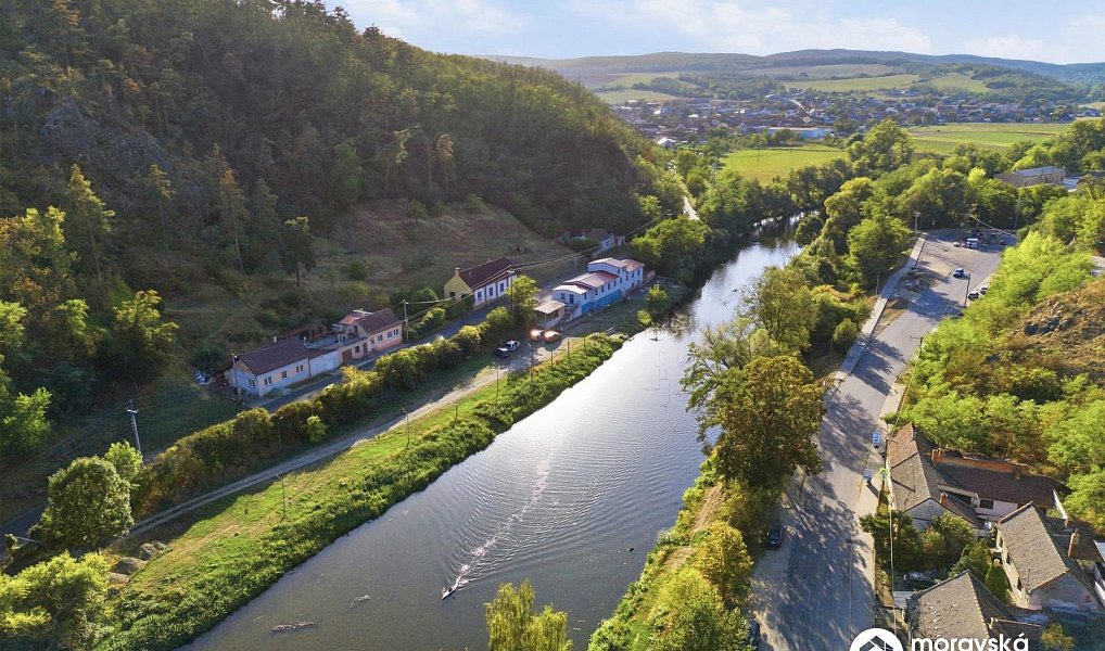 Prodej domu 121 m² s pozemkem 410 m², Dolní Kounice – náhled fotky 3