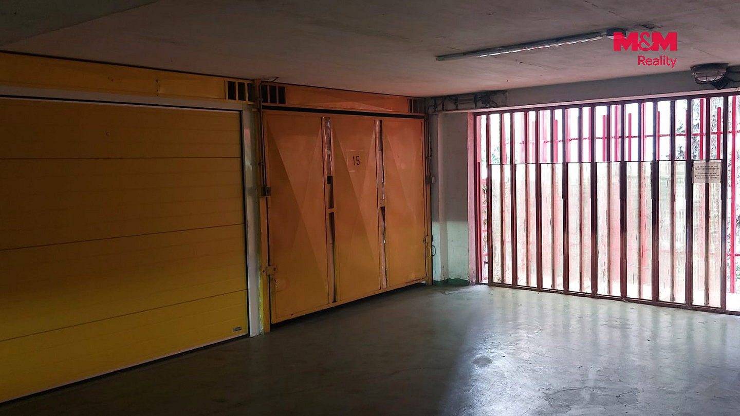 Prodej garáže, 18 m2, Praha, ul. Chelčického – fotografie 4