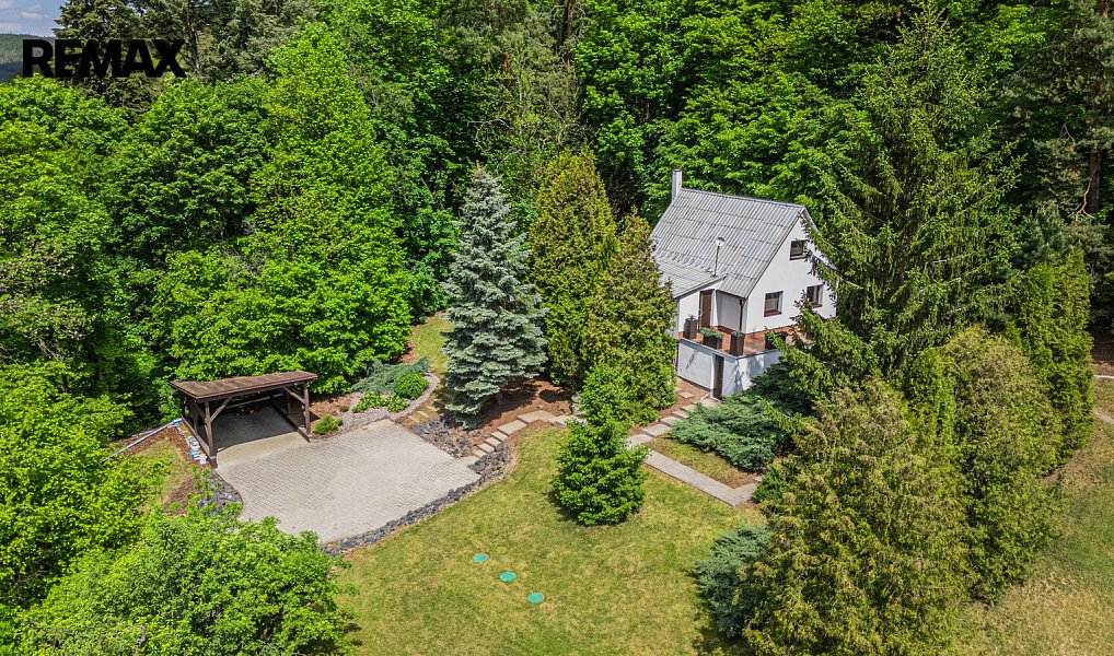 Prodej domu 338 m² s pozemkem 6 193 m², Jince – náhled fotky 23