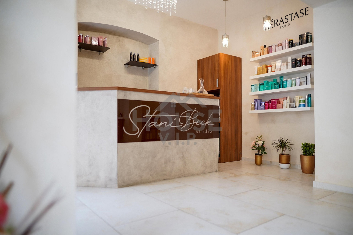 Pronájem obchodních prostor 63 m²