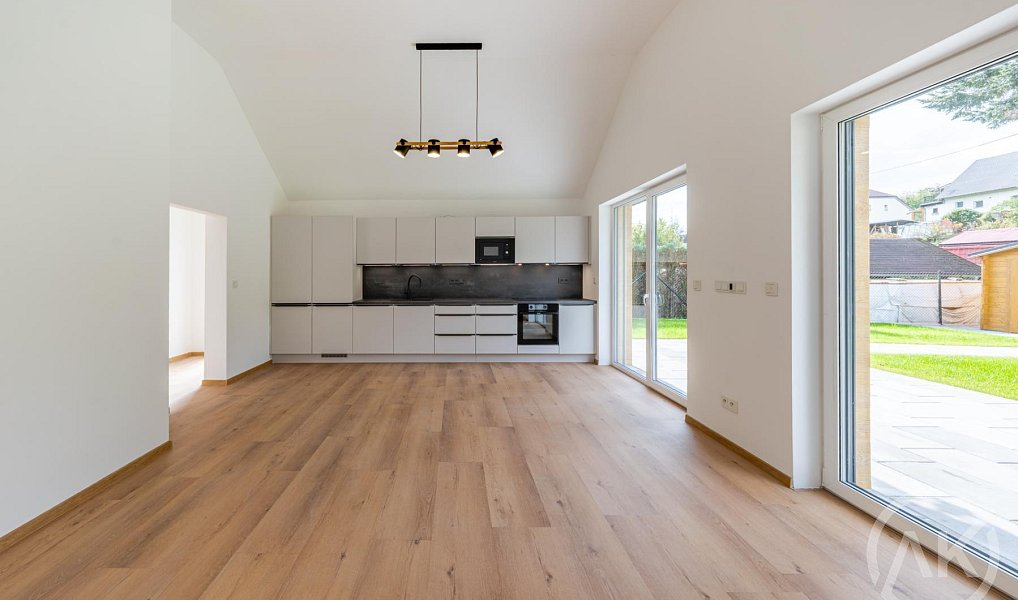 Pronájem chaty/chalupy 48 m² s pozemkem 425 m², Horní Lhota – náhled fotky 6