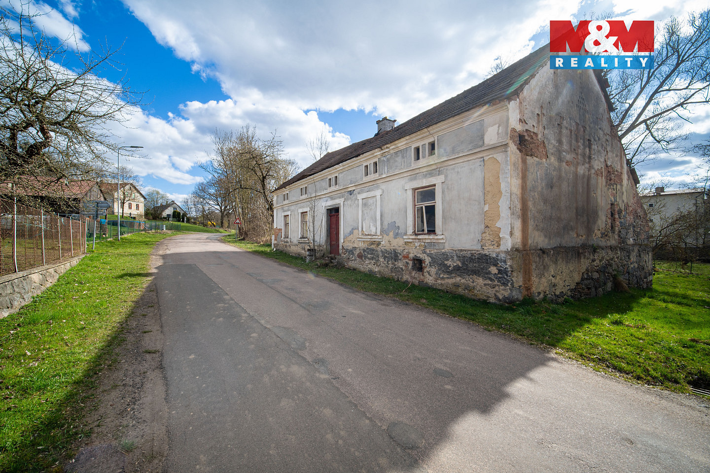 Prodej domu 50 m² s pozemkem 2 284 m² — photo 2