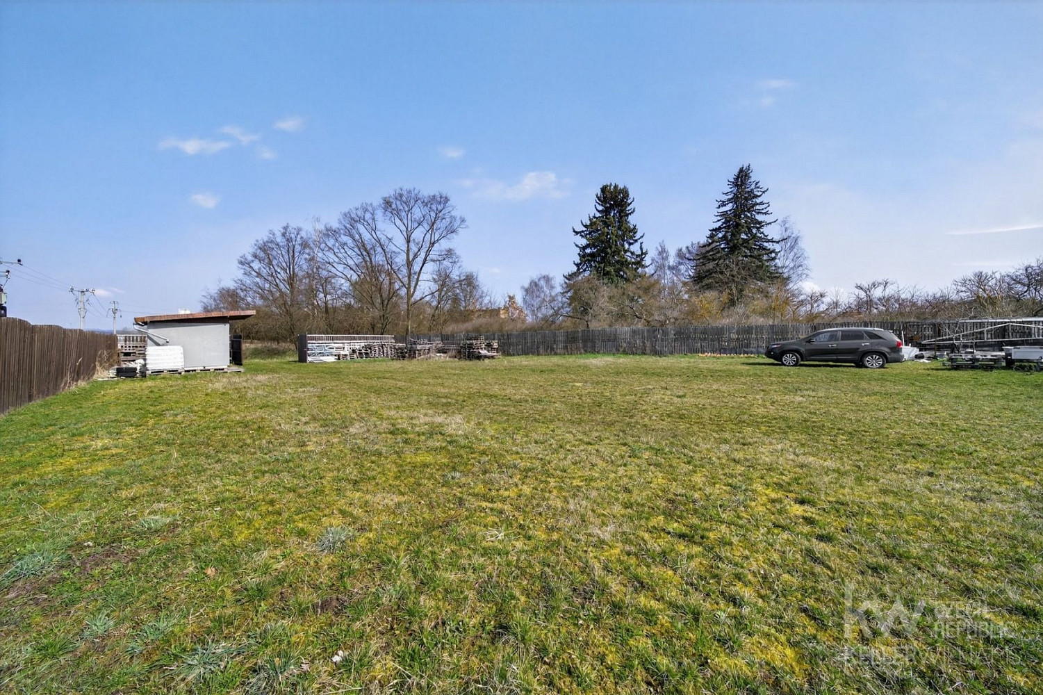 Prodej stavebního pozemku 1 453 m² – fotografie 3