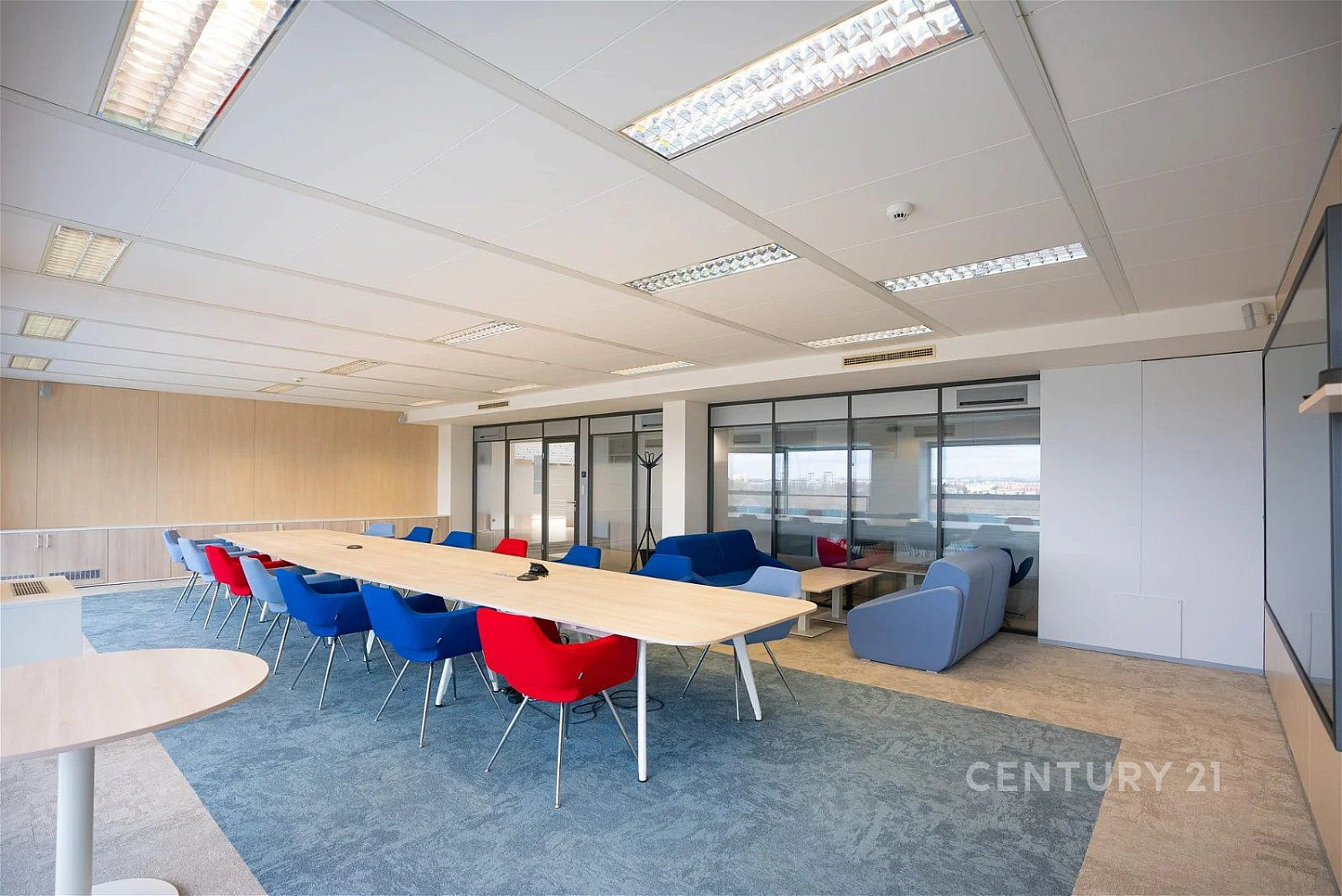 Pronájem kanceláře 1 200 m² — photo 4