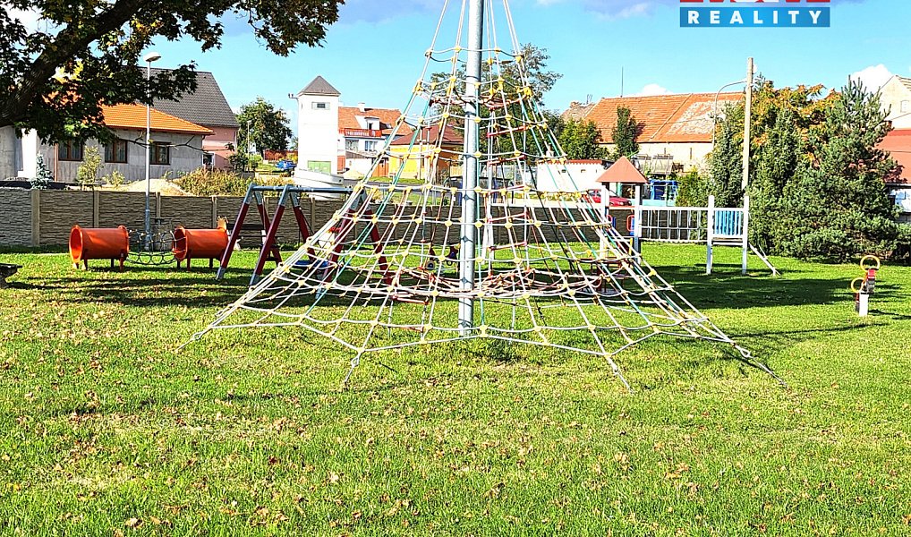 Prodej zemědělského objektu 480 m², Břvany – náhled fotky 12