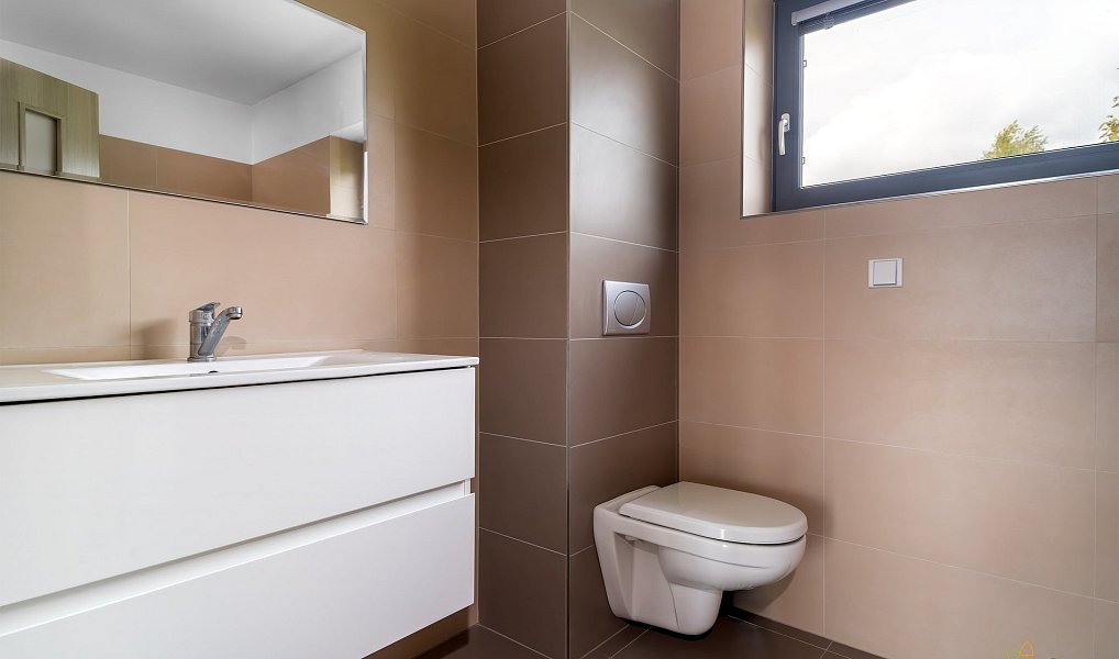 Prodej domu 193 m² s pozemkem 1 396 m², Rohovládova Bělá – náhled fotky 16