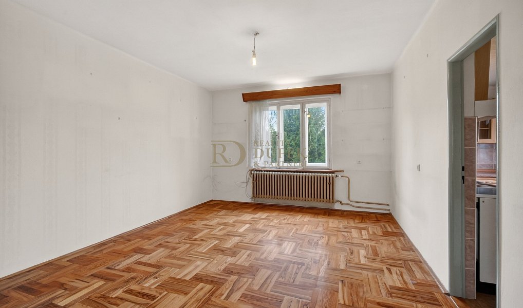 Prodej domu 165 m² s pozemkem 1 433 m², Náchod – náhled fotky 23