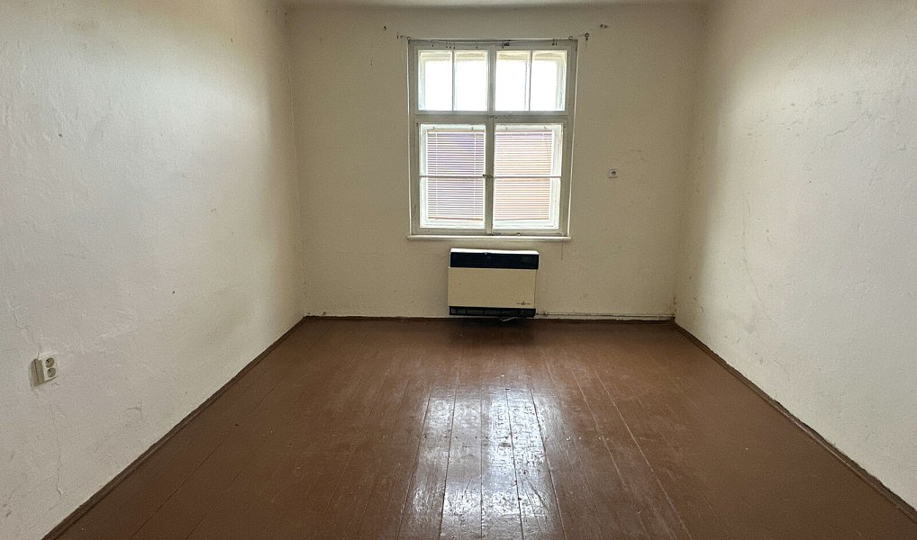 Prodej bytu 1+1 46 m², Planá – náhled fotky 18