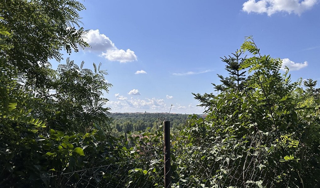 Prodej stavebního pozemku 1 289 m², Praha – náhled fotky 6