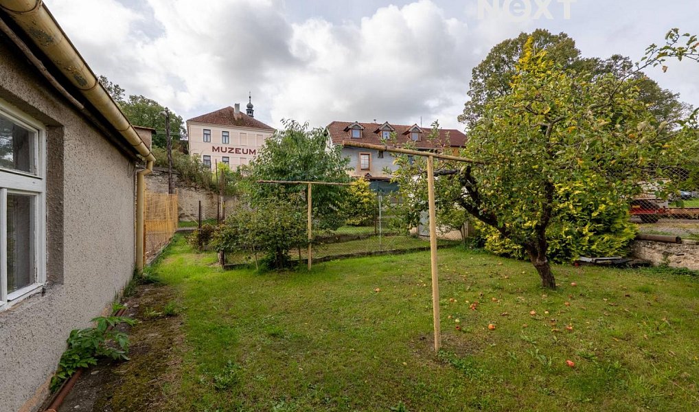 Prodej domu 200 m² s pozemkem 494 m², Kožlany – náhled fotky 22
