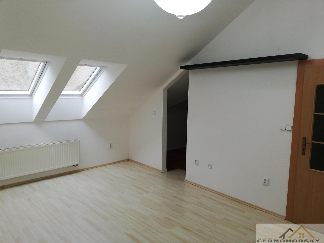 Pronájem bytu 2+kk 47 m² – fotografie 2