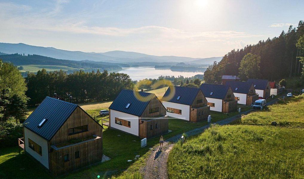 Prodej stavebního pozemku 340 m², Horní Planá – náhled fotky 23