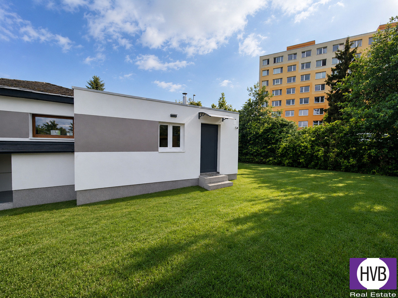 Pronájem domu 25 m² s pozemkem 120 m²