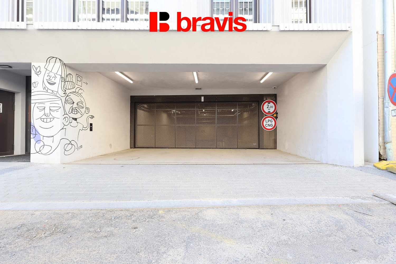Pronájem garážového stání bratislavská 12 m2, brno - zábrdovice — photo 4