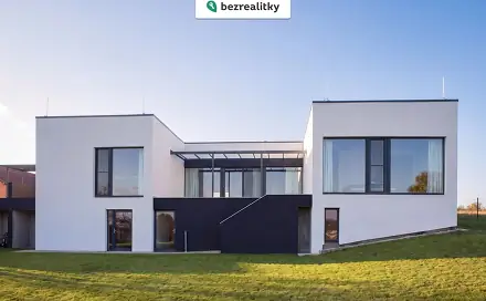 Prodej domu 236 m² s pozemkem 2 500 m², Travčice - Nučničky, okres Litoměřice