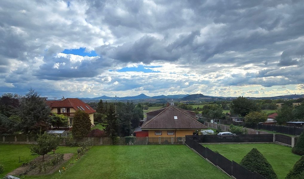 Prodej domu 400 m² s pozemkem 700 m², Krupka – náhled fotky 3