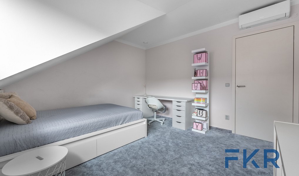 Prodej domu 190 m² s pozemkem 261 m², Příbram – náhled fotky 16