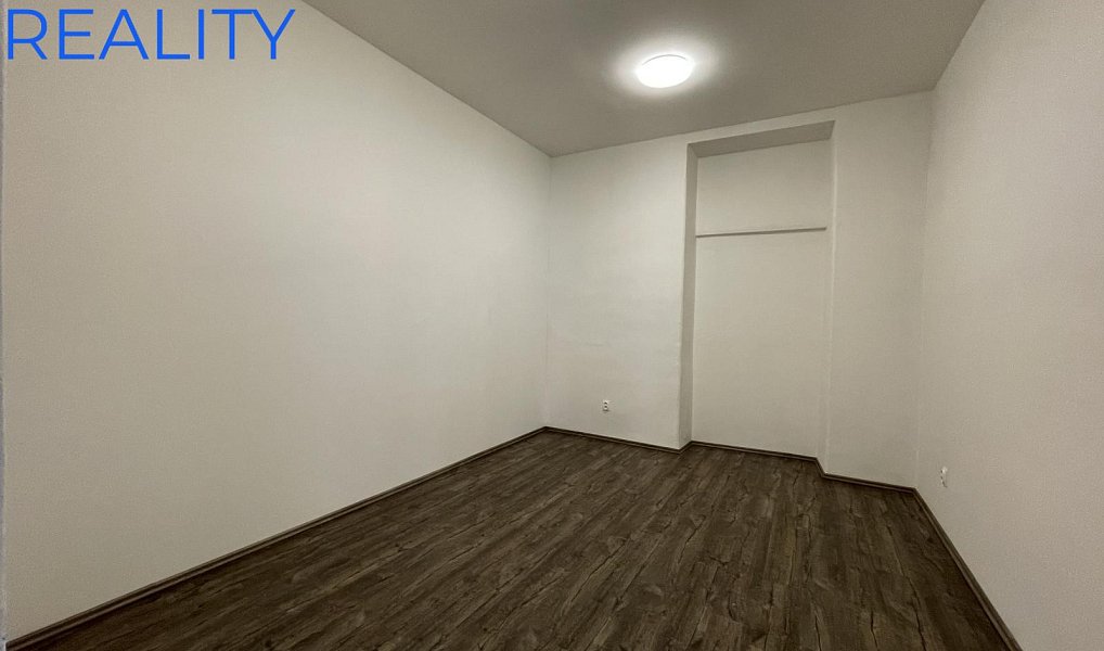 Pronájem obchodních prostor 220 m², Opava – náhled fotky 5
