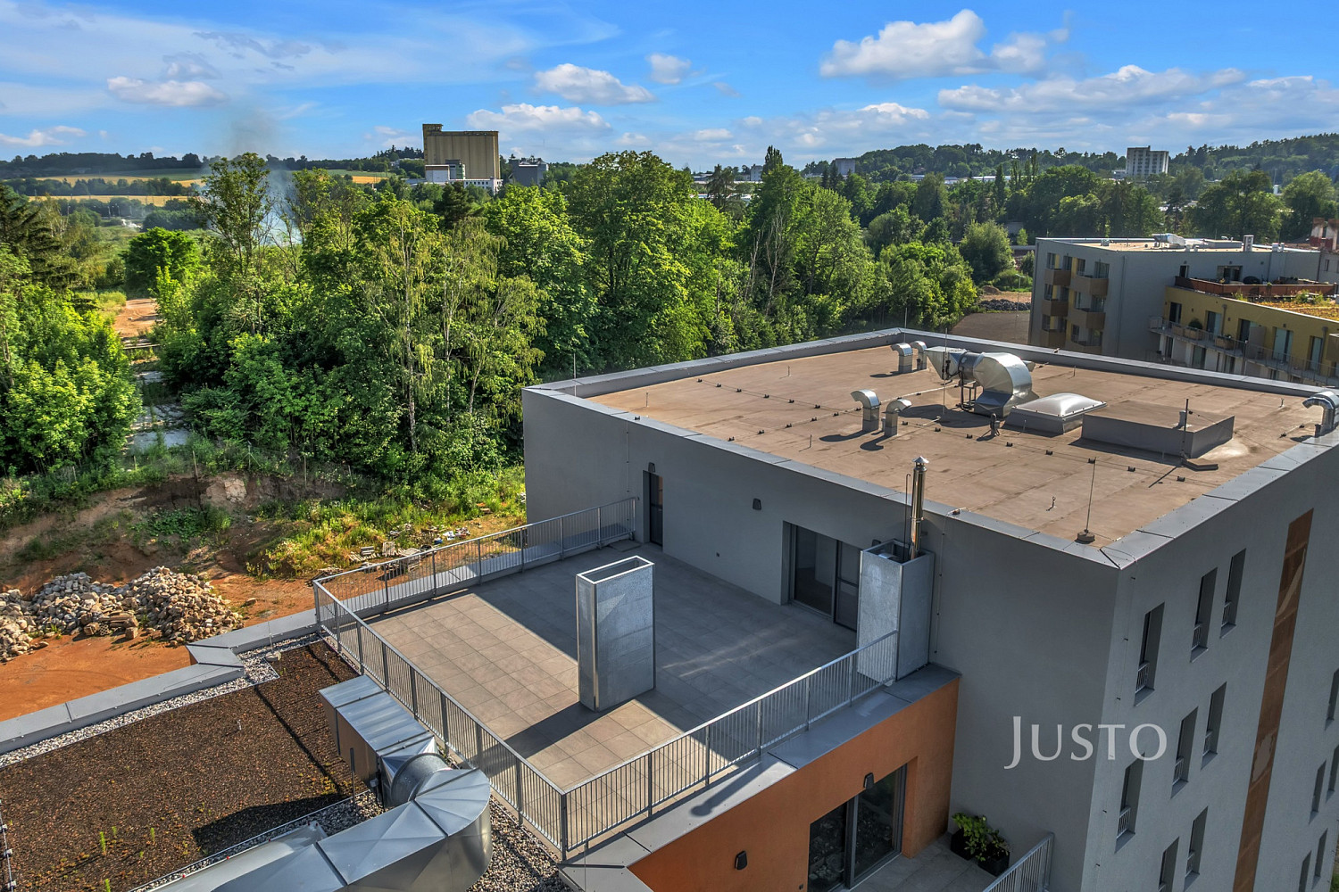 Pronájem bytu 3+kk 80 m² – fotografie 4