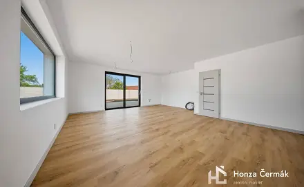 Prodej domu 130 m² s pozemkem 171 m², Oslavany