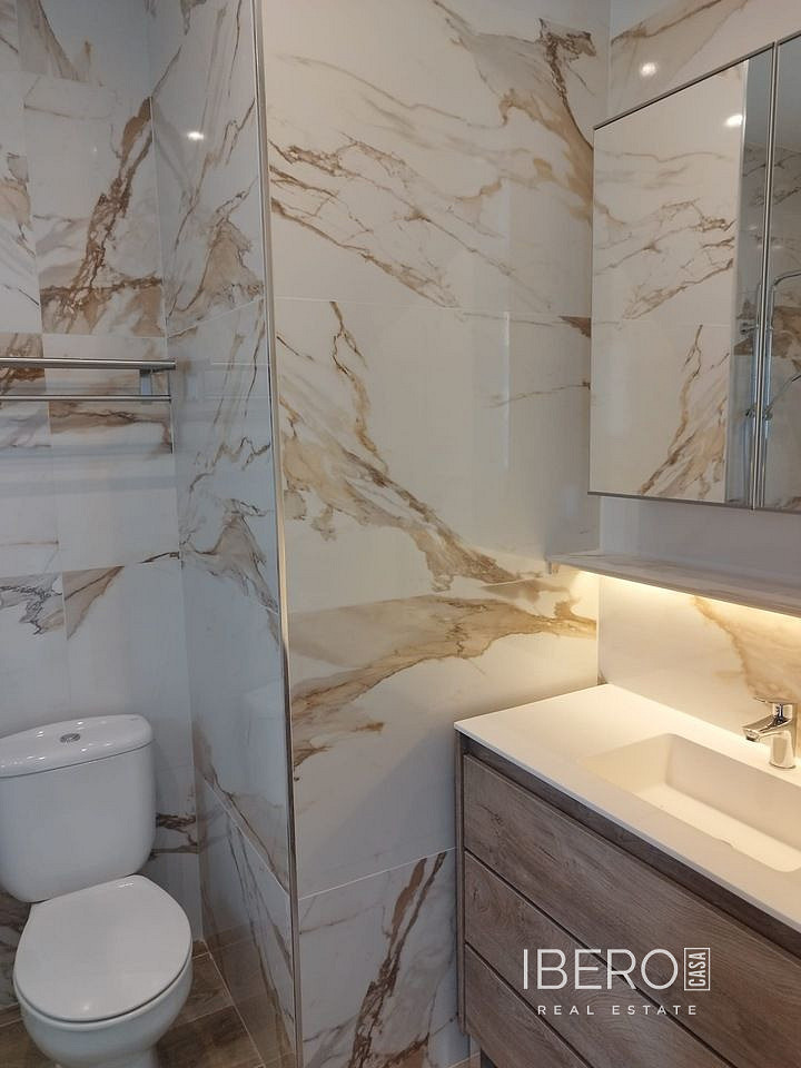 Prodej domu 235 m² s pozemkem 235 m² - Más