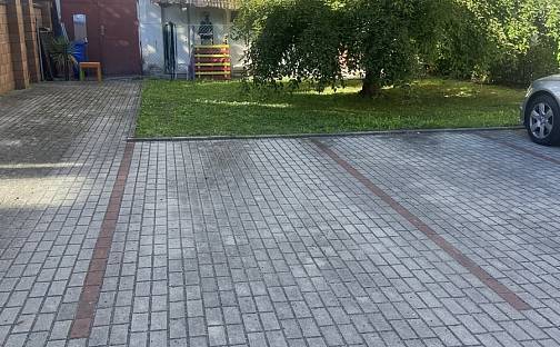 Prodej parkovacího stání 13 m2 v širším centru Českých Budějovic, České Budějovice